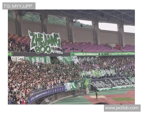 杭州足球队意识争议引发热议球迷与专家各执己见探讨背后原因MBA