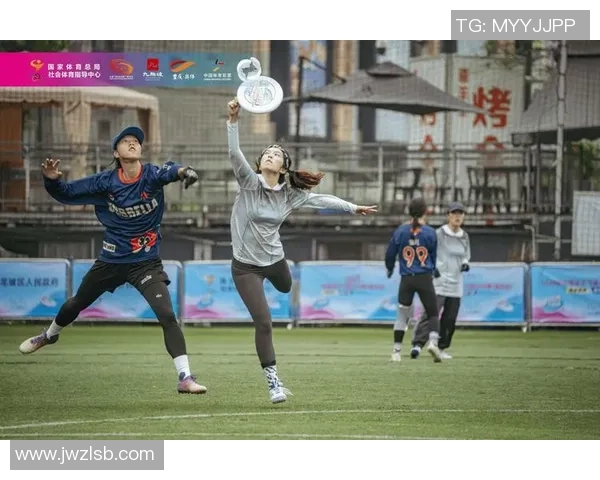 刘敏专访:从初学者到飞盘高手的成长与心路历程回顾