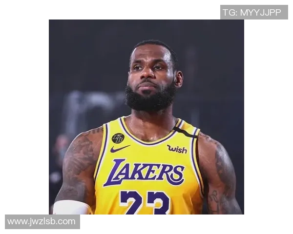 勒布朗詹姆斯:篮球传奇的崛起与辉煌成就探讨 勒布朗詹姆斯:篮球传奇的崛起与辉煌成就探讨