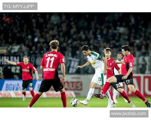 德甲激战汉诺威迎战门兴双方争夺关键积分之战 德甲激战汉诺威迎战门兴双方争夺关键积分之战