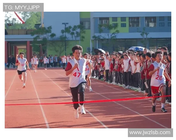 黄丽独家分享飞盘技巧与心得体会助你轻松掌握这项运动的乐趣与魅力