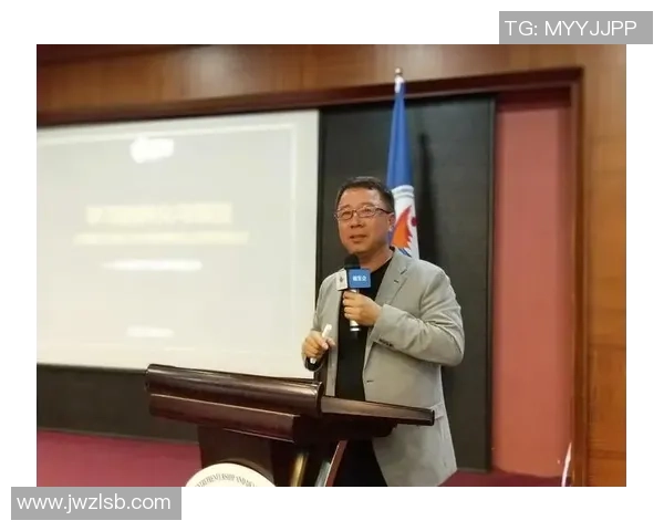 攀岩新视角：探索成都攀岩队的成长与转型之路